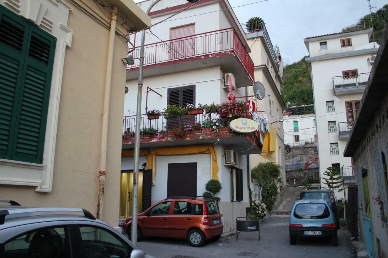 Stop And Go Scilla Exterior foto